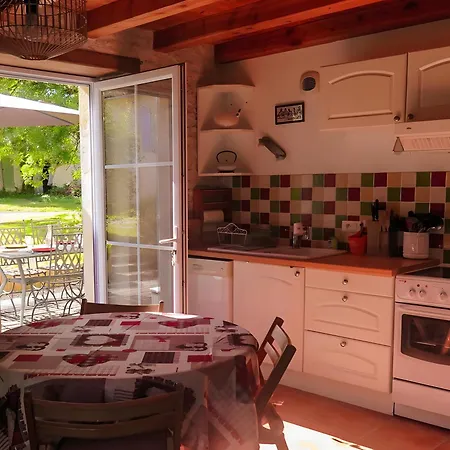 Le Gue De Champagne بيت للعطل Torxé