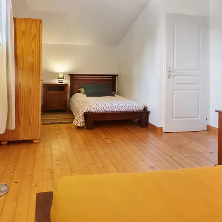 Le Gue De Champagne Holiday home