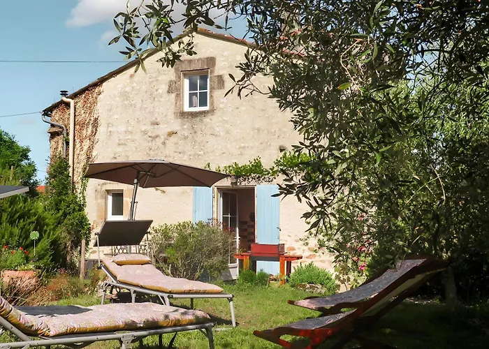 Le Gue De Champagne بيت للعطل